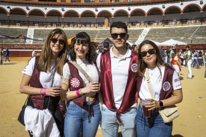 La Plaza de toros llena de sanjuaneros
