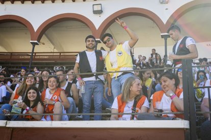 La Plaza de toros llena de sanjuaneros