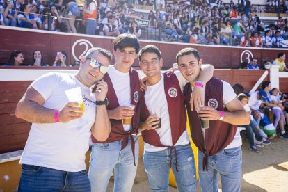 La Plaza de toros llena de sanjuaneros