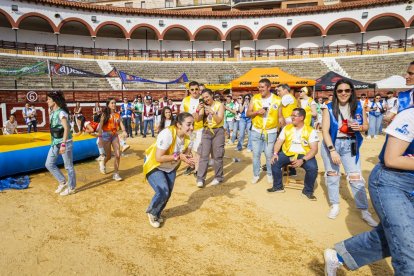 La Plaza de toros llena de sanjuaneros