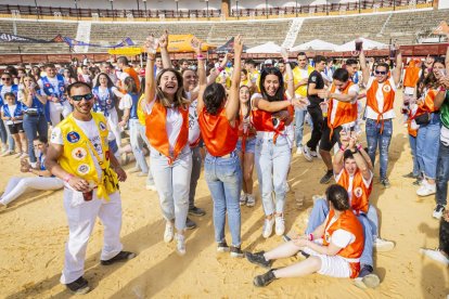 La Plaza de toros llena de sanjuaneros