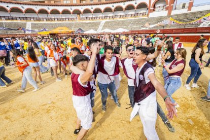 La Plaza de toros llena de sanjuaneros
