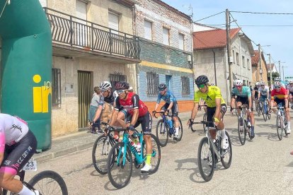 La competición pasó por varios pueblos de la provincia