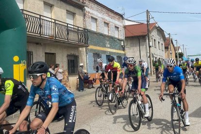 La competición pasó por varios pueblos de la provincia