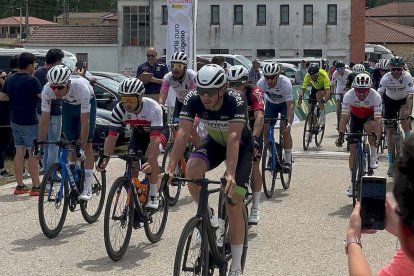 La competición pasó por varios pueblos de la provincia