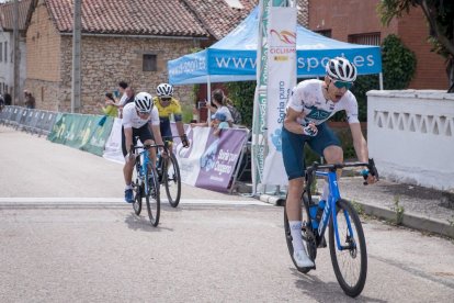 La competición pasó por varios pueblos de la provincia