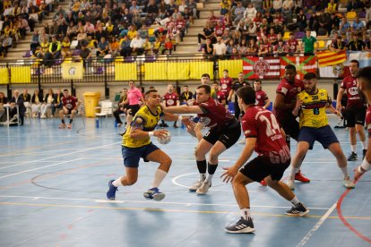 El Balonmano Soria se impone en el primer partido de la fase de ascenso al doblegar a Romo por 34-26.