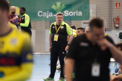 El Balonmano Soria se impone en el primer partido de la fase de ascenso al doblegar a Romo por 34-26.