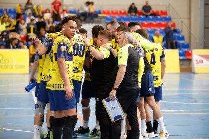 El Balonmano Soria se impone en el primer partido de la fase de ascenso al doblegar a Romo por 34-26.
