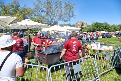 Las fiestas de San Juan 2024 ya celebran su primer acto en Valonsadero, el Desencajonamiento.