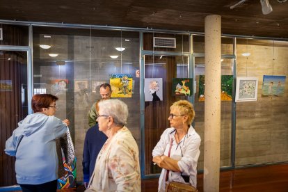 Muestra artística y solidaria en el Palacio de la Audiencia de Soria.