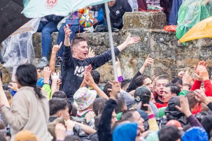 Un Lavalenguas vespertino pasado por agua