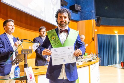Graduación de los primeros titulados en CAFYD
