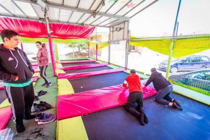 Las atracciones para las fiestas de San Juan ya están casi listas