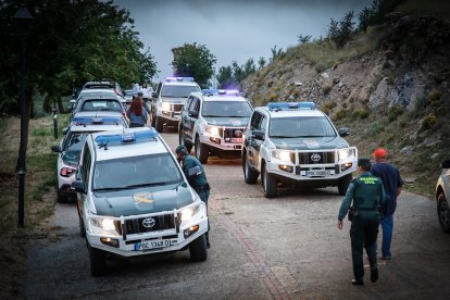 21 valientes pisan fuerte sobre la hoguera de San Pedro Manrique.