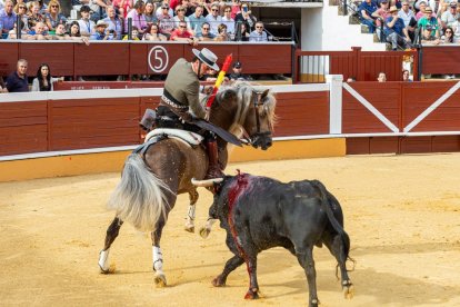 Andy Cartagena, Diego Ventura y Lea Vicens dieron el pistoletazo de salida a la Feria
