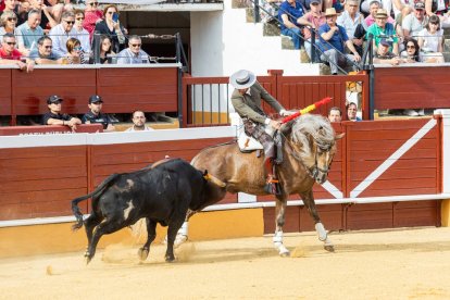 Andy Cartagena, Diego Ventura y Lea Vicens dieron el pistoletazo de salida a la Feria