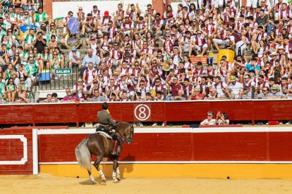 Andy Cartagena, Diego Ventura y Lea Vicens dieron el pistoletazo de salida a la Feria
