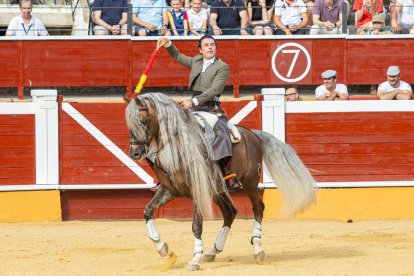Andy Cartagena, Diego Ventura y Lea Vicens dieron el pistoletazo de salida a la Feria