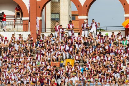 Andy Cartagena, Diego Ventura y Lea Vicens dieron el pistoletazo de salida a la Feria
