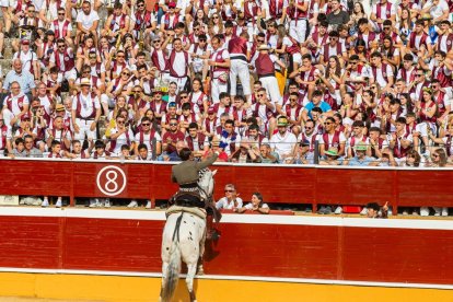 Andy Cartagena, Diego Ventura y Lea Vicens dieron el pistoletazo de salida a la Feria