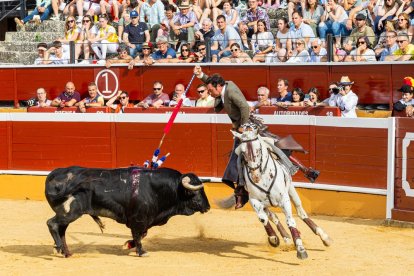 Andy Cartagena, Diego Ventura y Lea Vicens dieron el pistoletazo de salida a la Feria