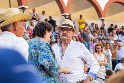 Andy Cartagena, Diego Ventura y Lea Vicens dieron el pistoletazo de salida a la Feria