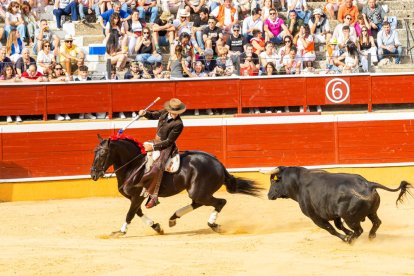 Andy Cartagena, Diego Ventura y Lea Vicens dieron el pistoletazo de salida a la Feria