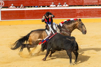 Andy Cartagena, Diego Ventura y Lea Vicens dieron el pistoletazo de salida a la Feria