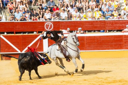 Andy Cartagena, Diego Ventura y Lea Vicens dieron el pistoletazo de salida a la Feria