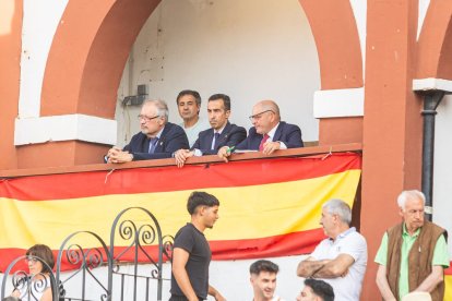 Andy Cartagena, Diego Ventura y Lea Vicens dieron el pistoletazo de salida a la Feria