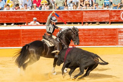 Andy Cartagena, Diego Ventura y Lea Vicens dieron el pistoletazo de salida a la Feria