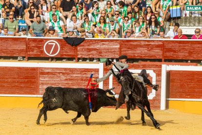 Andy Cartagena, Diego Ventura y Lea Vicens dieron el pistoletazo de salida a la Feria