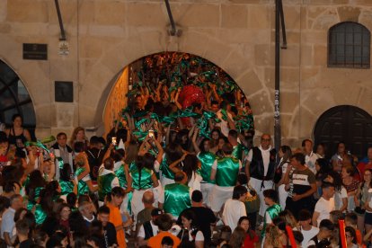 El pregón da el pistoletazo de salida a las fiestas de San Juan 2024.