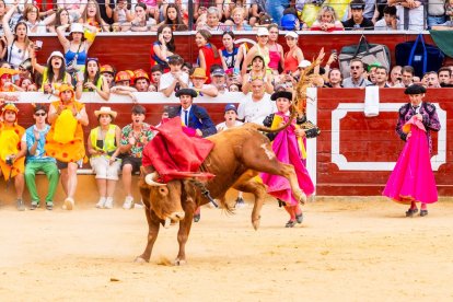 La tarde se vivió intensamente en una plaza de toros abarrotada