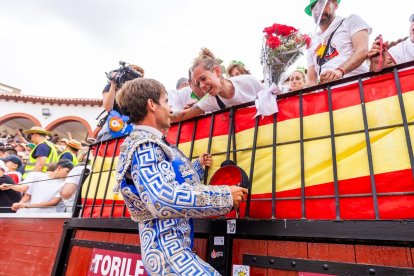 La tarde se vivió intensamente en una plaza de toros abarrotada