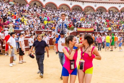 La tarde se vivió intensamente en una plaza de toros abarrotada