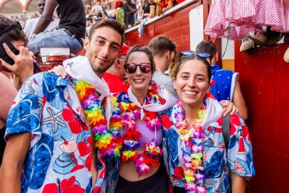La tarde se vivió intensamente en una plaza de toros abarrotada