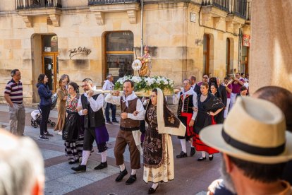 Los sanjuaneros desfilaron en el último día de las fiestas