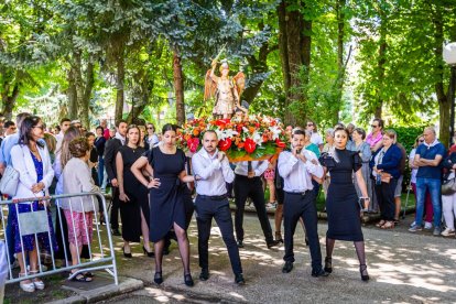 Los sanjuaneros desfilaron en el último día de las fiestas