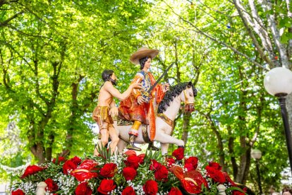 Los sanjuaneros desfilaron en el último día de las fiestas