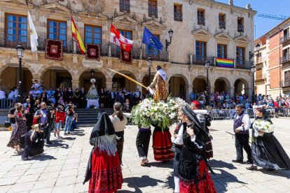 Los sanjuaneros desfilaron en el último día de las fiestas