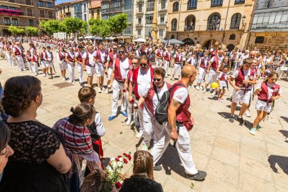 Los sanjuaneros desfilaron en el último día de las fiestas