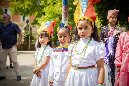 Una gran celebración con bailes, música, gastronomía y tradiciónes.