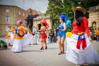 Una gran celebración con bailes, música, gastronomía y tradiciónes.