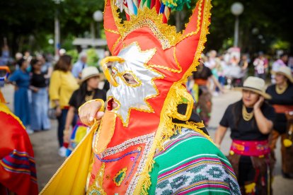 Una gran celebración con bailes, música, gastronomía y tradiciónes.