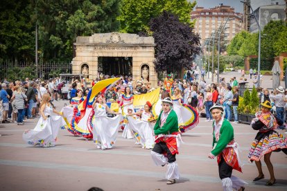 Una gran celebración con bailes, música, gastronomía y tradiciónes.