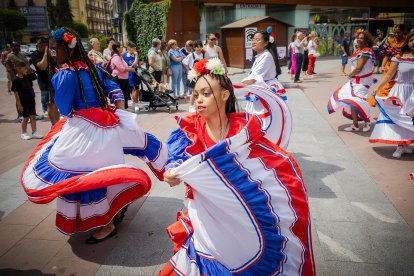 Una gran celebración con bailes, música, gastronomía y tradiciónes.