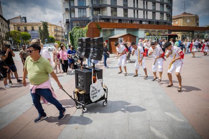Una gran celebración con bailes, música, gastronomía y tradiciónes.