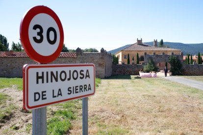 Boda de Verónica Urquijo en Hinojosa de la Sierra.